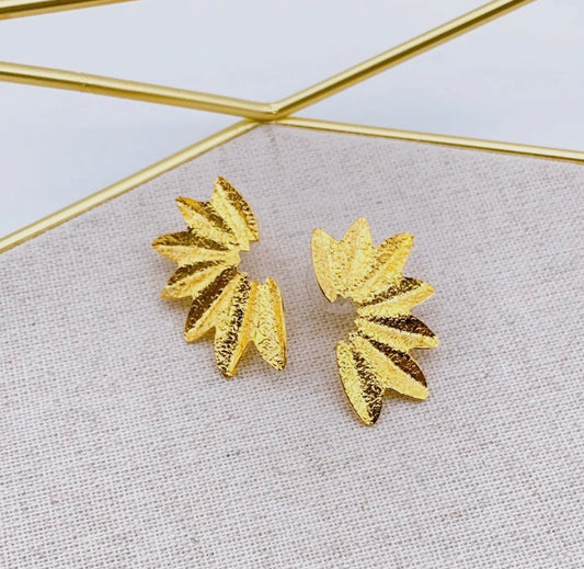 Mini Golden leaf earrings